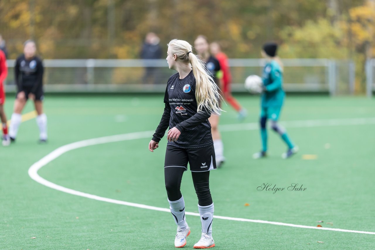 Bild 244 - wCJ VfL Pinneberg - Eimsbuettler TV : Ergebnis: 0:3